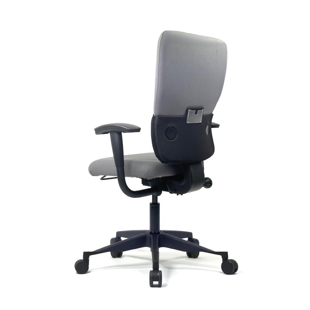 <tc>Steelcase</tc>: <tc>Lets B</tc> - Chaise de travail à dossier haut en tissu gris - Reconditionnée