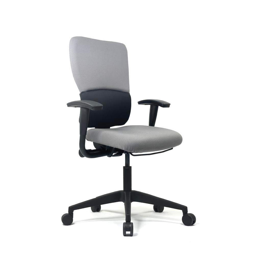 <tc>Steelcase</tc>: <tc>Lets B</tc> - Chaise de travail à dossier haut en tissu gris - Reconditionnée