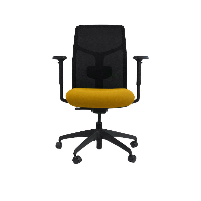 <tc>Boss Design</tc>: Tauro en Tela Amarilla - Silla de Trabajo - Reacondicionada