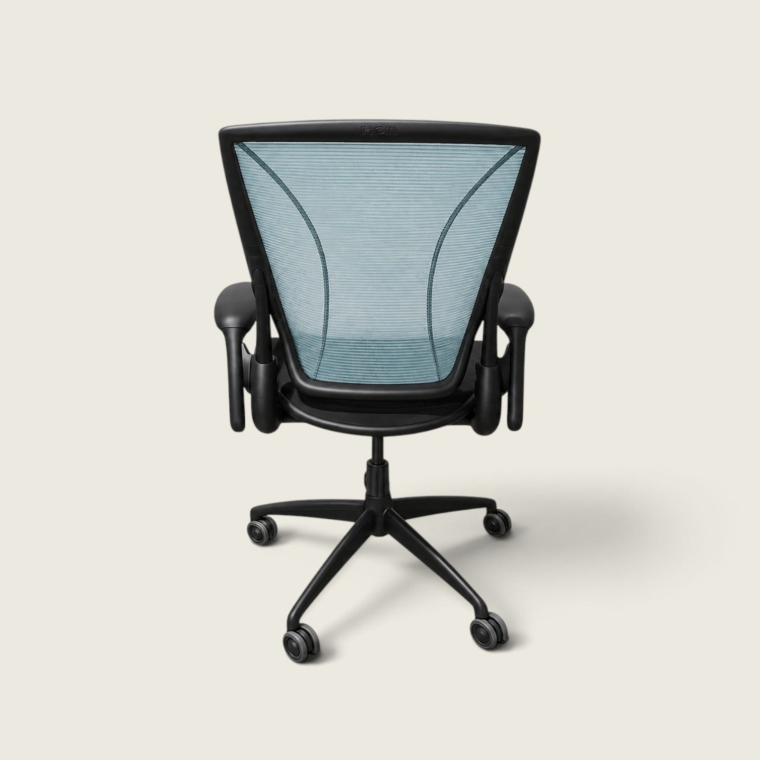 <tc>Humanscale</tc>: <tc>Diffrient World</tc> Bürostuhl mit grünem Netzbezug – generalüberholt