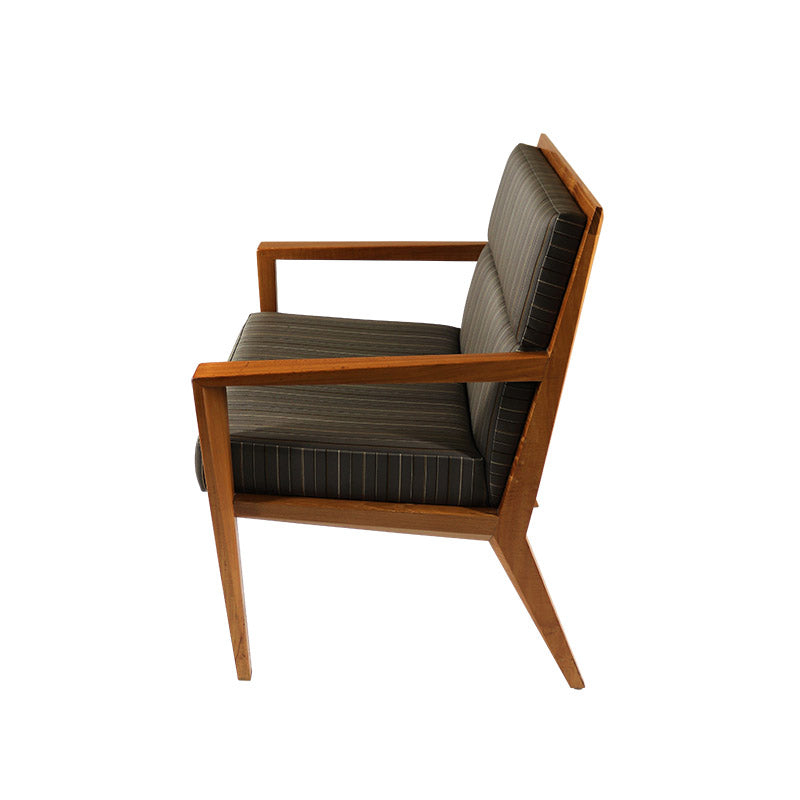<tc>William Hands</tc>: Fauteuil de conférence Verdi - Reconditionné
