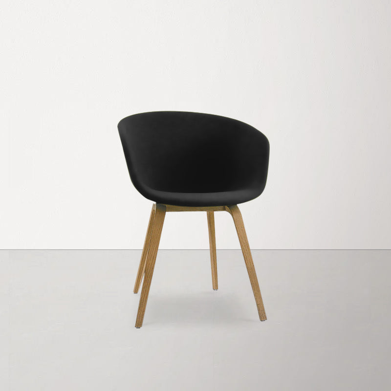 <tc>Hay</tc>: About a Chair AAC 23 - Generalüberholt