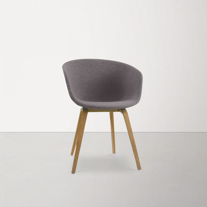 <tc>Hay</tc>: About a Chair AAC 23 - Generalüberholt