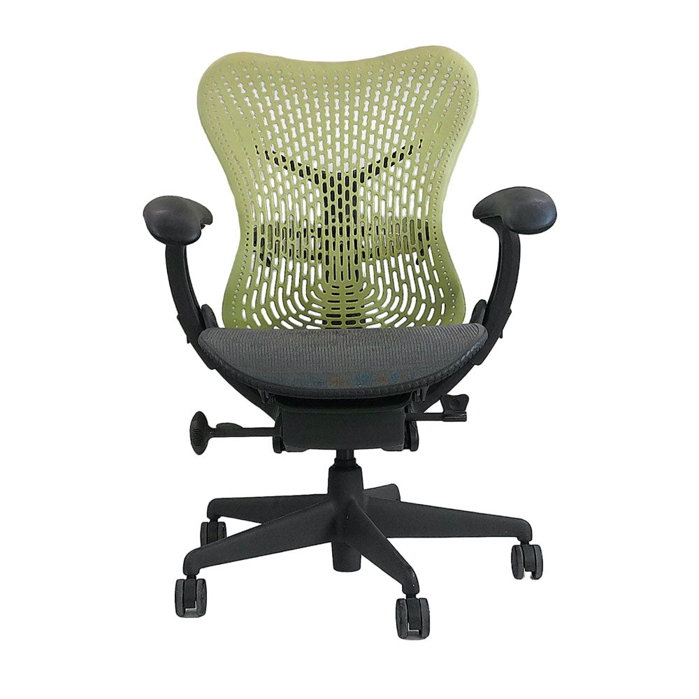 <tc>Herman Miller</tc>: <tc>Mirra</tc> Silla de trabajo con respaldo amarillo - Reacondicionada