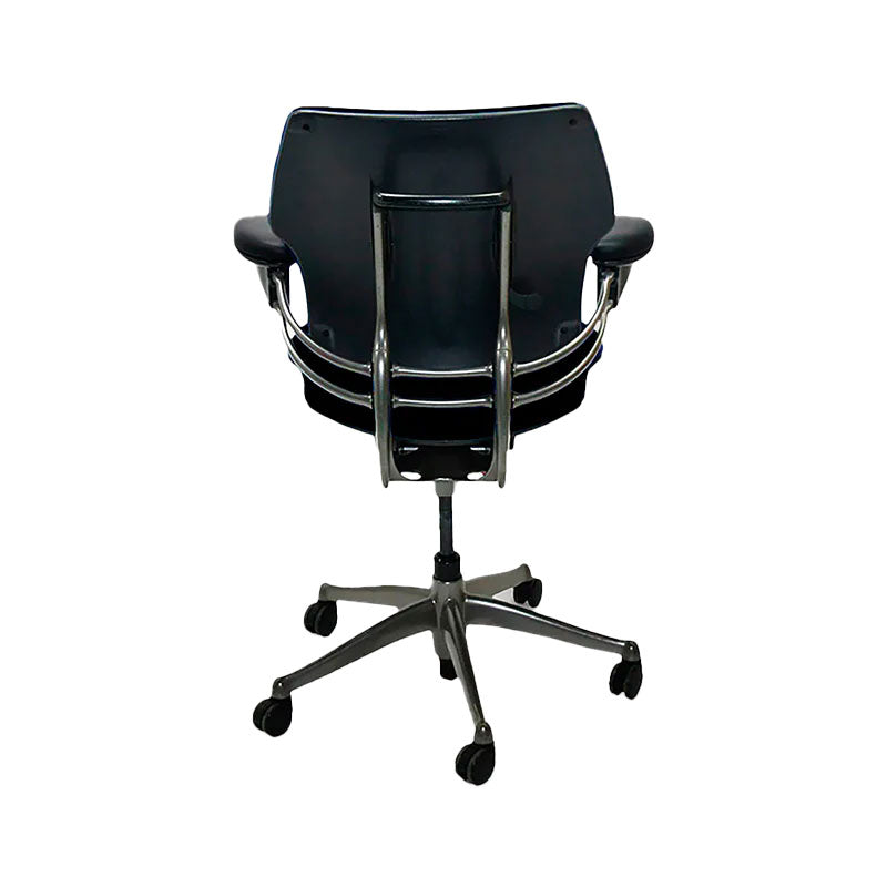 <tc>Humanscale</tc>: <tc>Freedom</tc> Silla de trabajo en tela negra - Reacondicionada