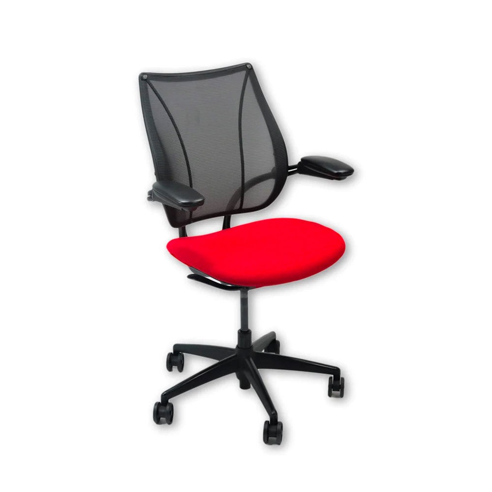 <tc>Humanscale</tc>: <tc>Liberty</tc> Chaise de bureau en tissu rouge - Rénovée