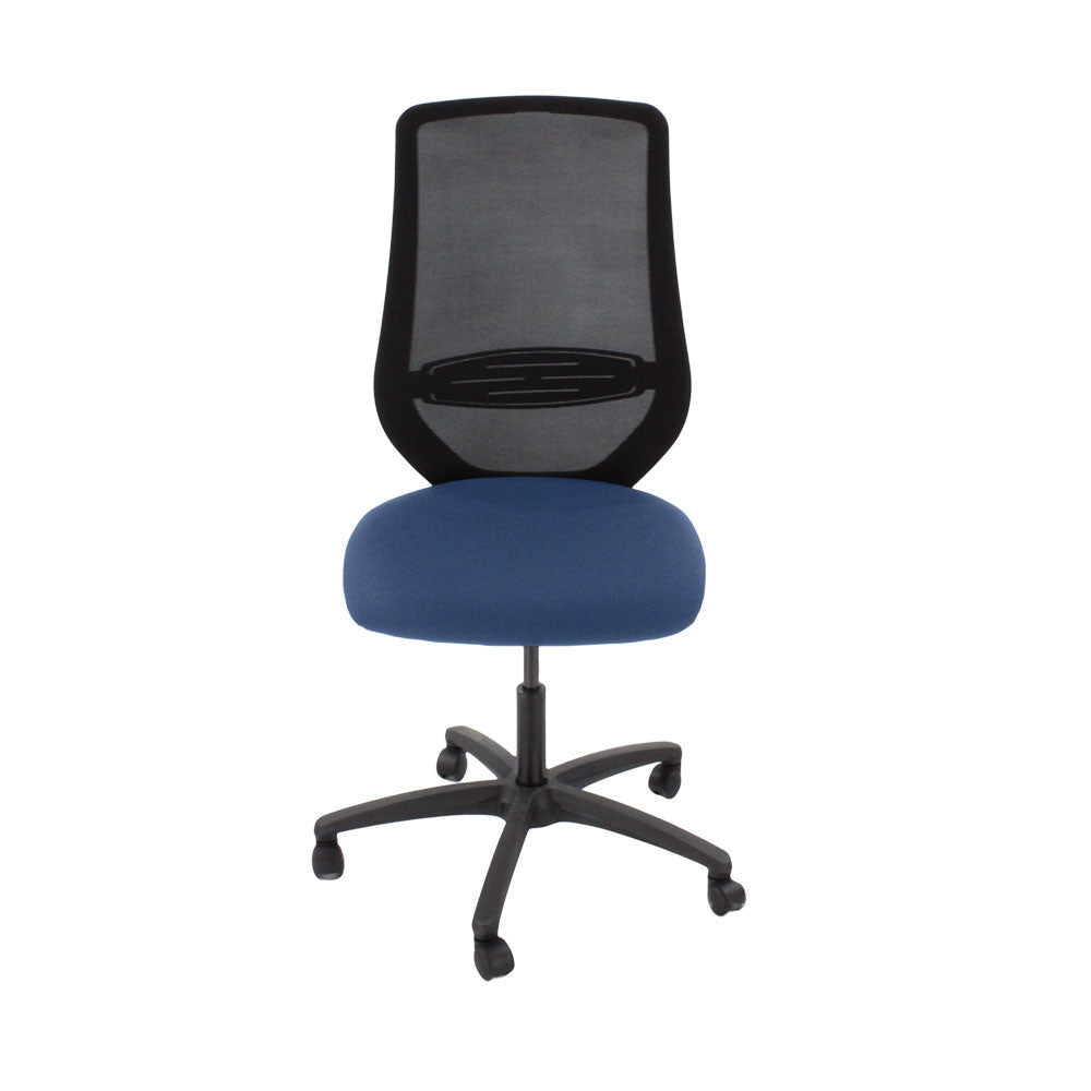 Sajón: <tc>Scudo</tc> Silla de trabajo con asiento de tela azul sin brazos - Reacondicionada
