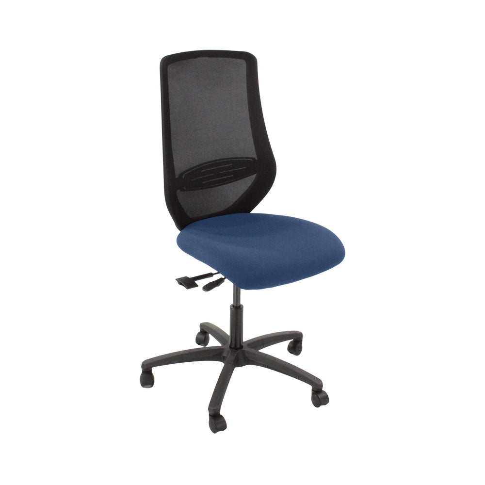 Sajón: <tc>Scudo</tc> Silla de trabajo con asiento de tela azul sin brazos - Reacondicionada