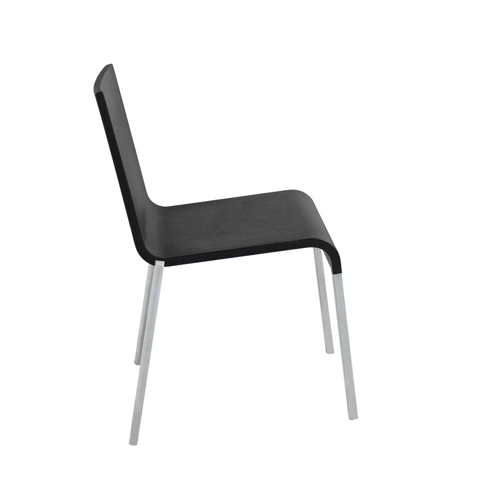 Vitra: .03 Stacking Chair in Black - Refurbished