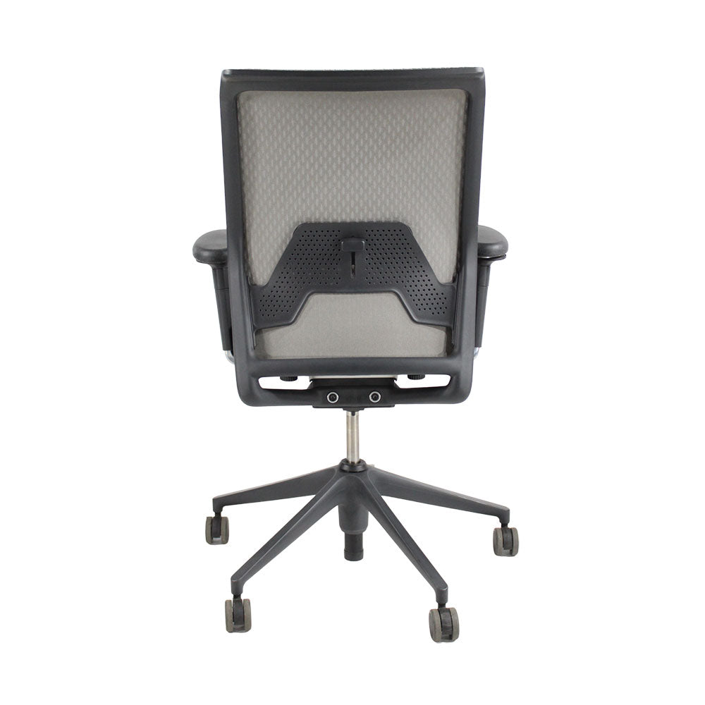 <tc>Vitra</tc>: ID Mesh Bureaustoel in Crème - Gereviseerd