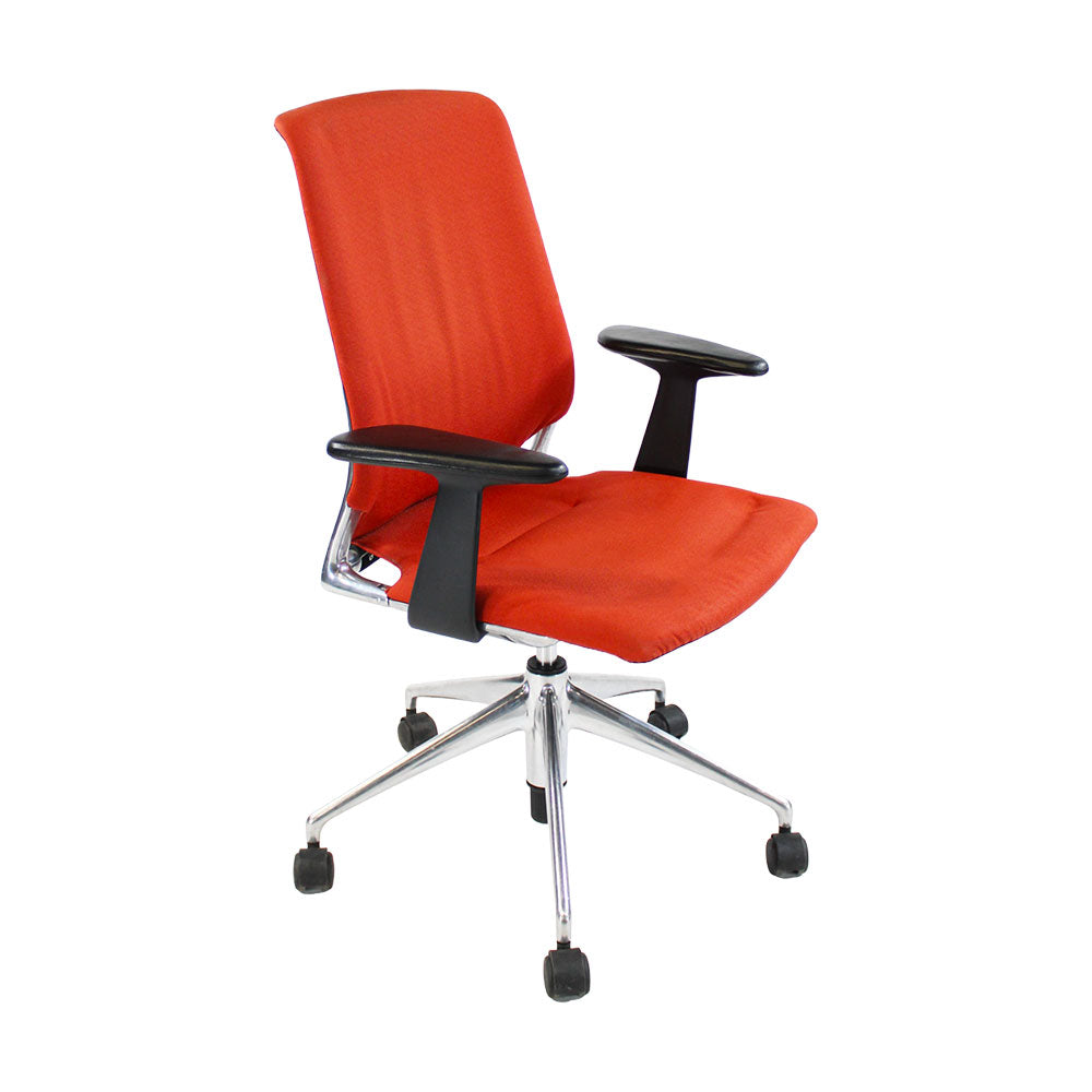 <tc>Vitra</tc>: Chaise de bureau Meda avec cadre en aluminium et tissu rouge - Reconditionnée