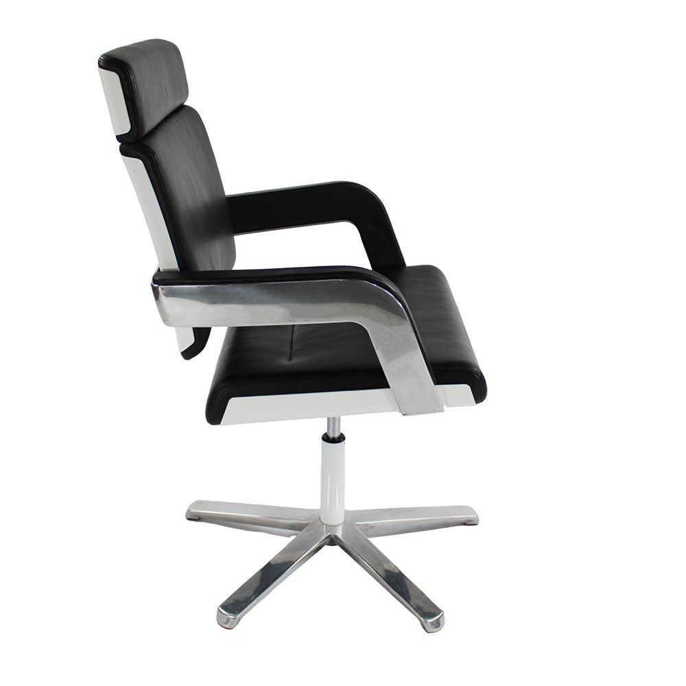 <tc>Konig + Neurath</tc>: Chaise longue Charta à dossier haut - Reconditionnée