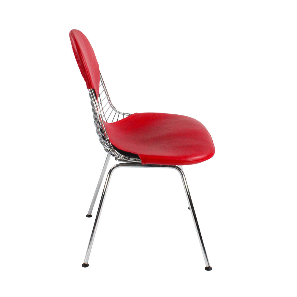 <tc>Vitra</tc>: <tc>Eames</tc> Draadstoel in rood leer - Gereviseerd