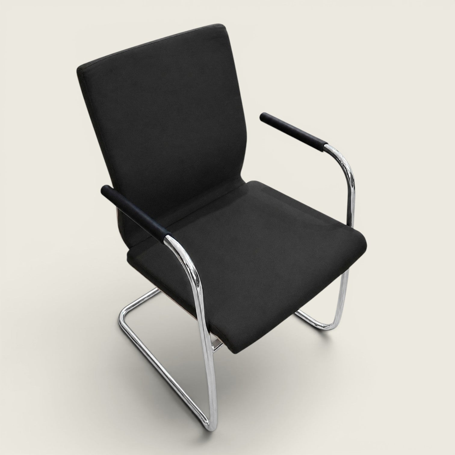 <tc>Tolix</tc>: Tabouret de bar - Remis à neuf