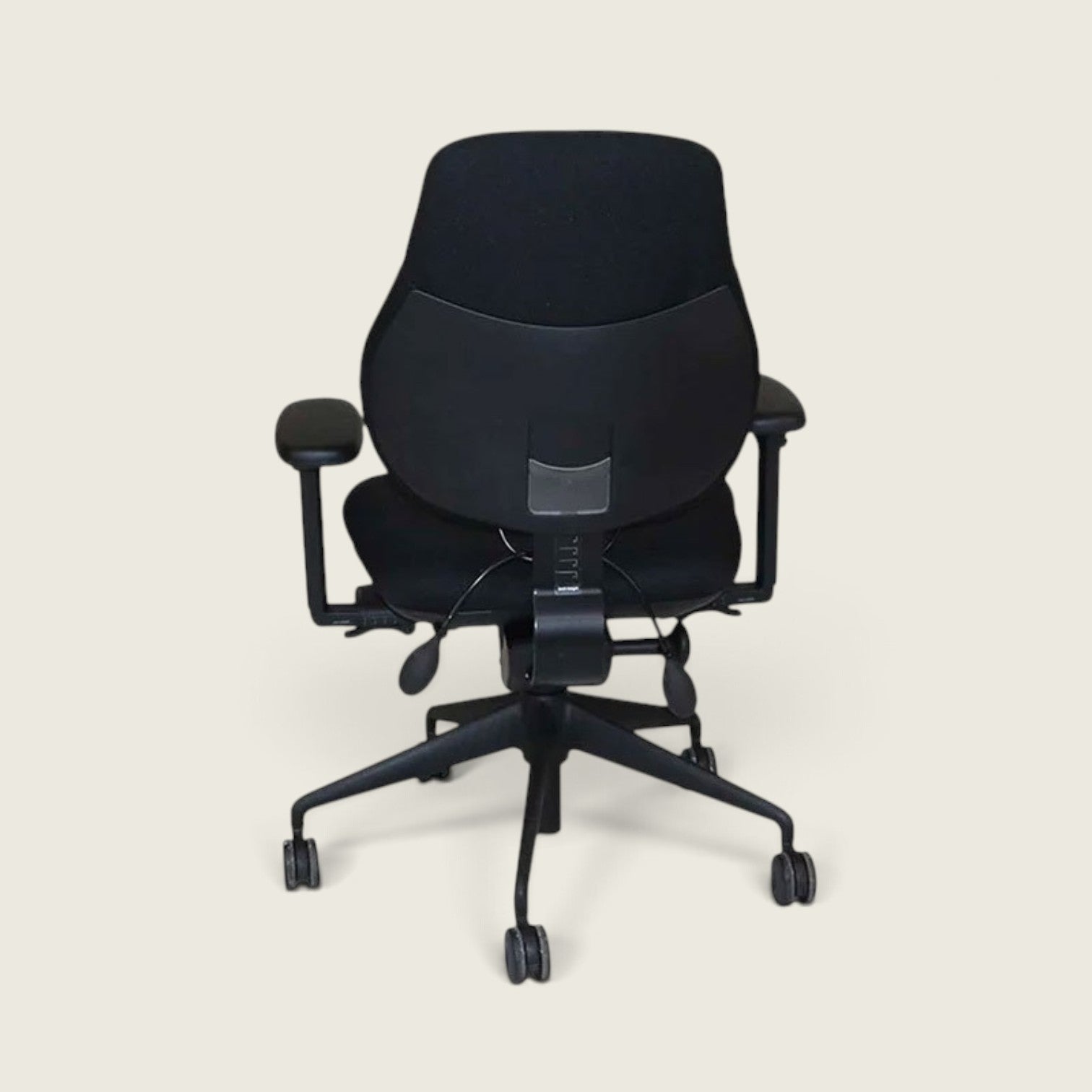 <tc>OrangeBox</tc>Sedia da ufficio Flo in tessuto nero - Ricondizionata