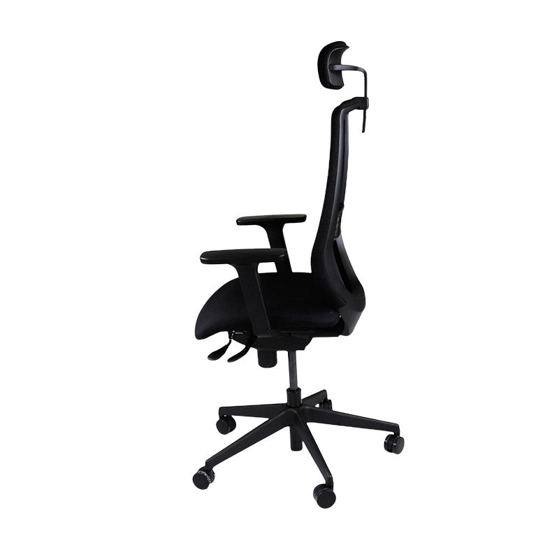 Sajón: <tc>Scudo</tc> Silla de trabajo con asiento de cuero negro y reposacabezas - Reacondicionada