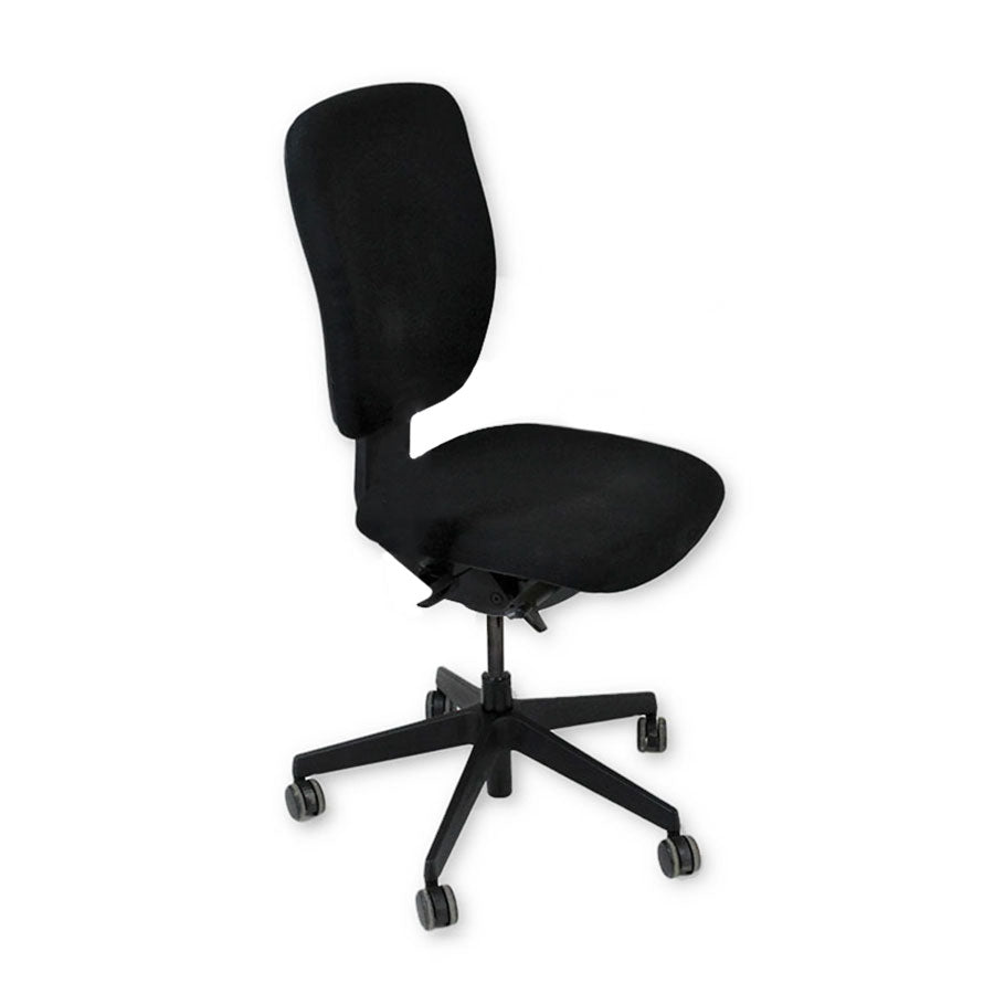 <tc>Senator</tc>: <tc>Dash</tc> Silla de trabajo totalmente ajustable en tela negra, sin brazos - Reacondicionada