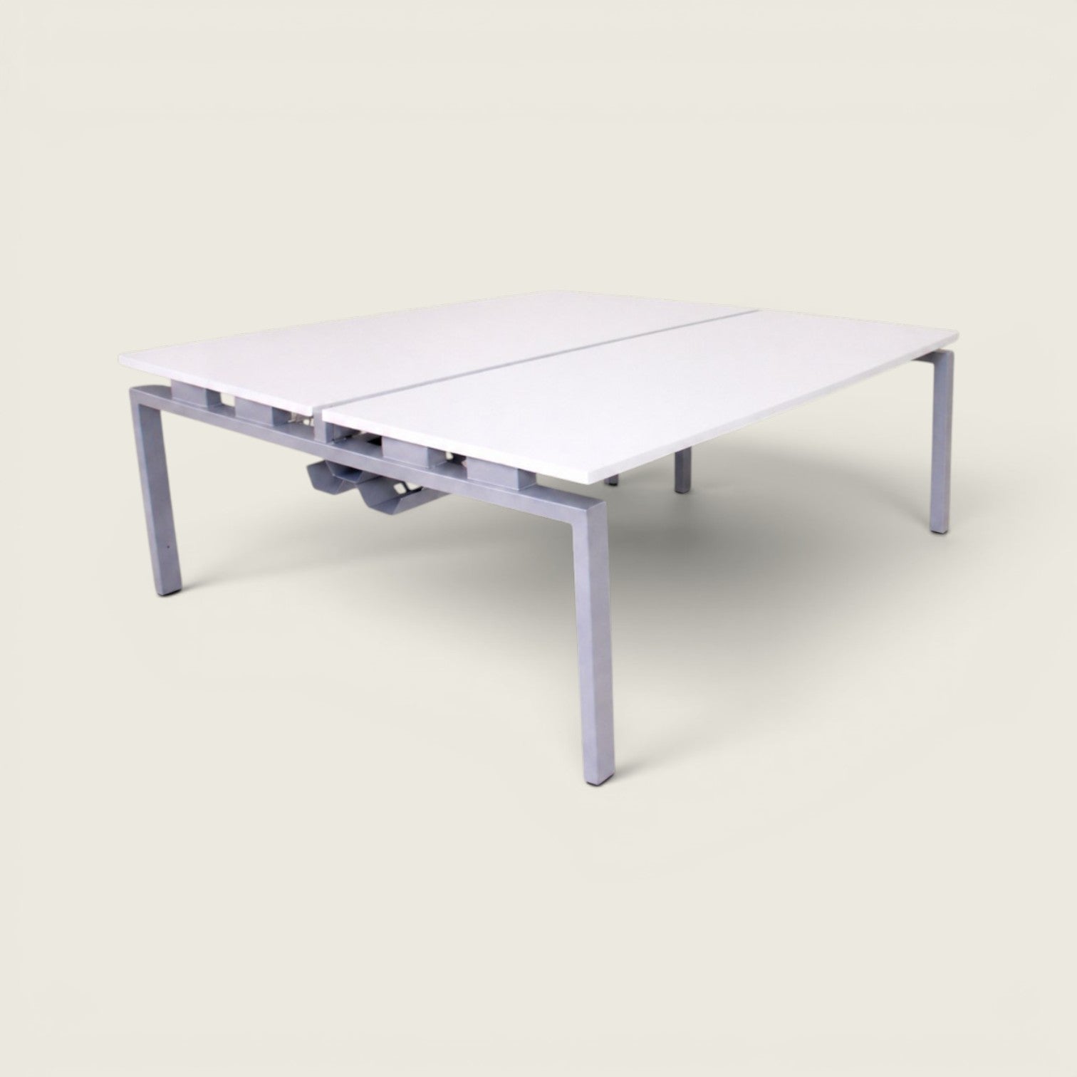 Senator Bench Desk 2 Way - 1200mm x 1600mm Workstation - No Screen - Refurbished