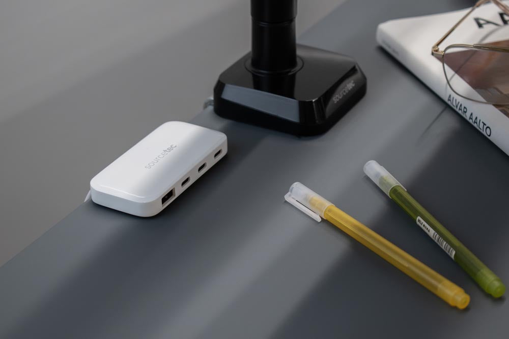 PICO-Leistungsmodul On-Desk oder Unter-Desk-Klemme in Weiß