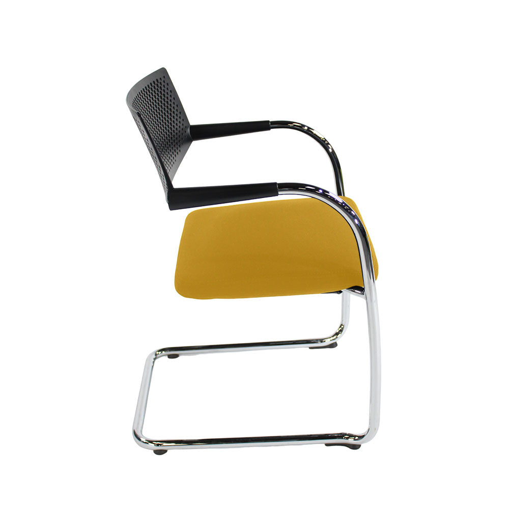 <tc>Vitra</tc>: <tc>VisaVis</tc> 2 Sillas de reunión en tela amarilla - Reacondicionadas
