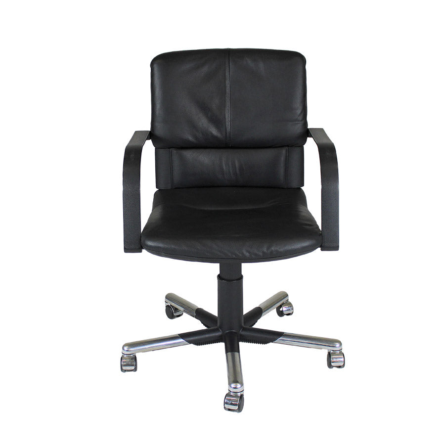 Vitra: Imago Bellini Executive Swivel Chair in Black Leather - Refurbished