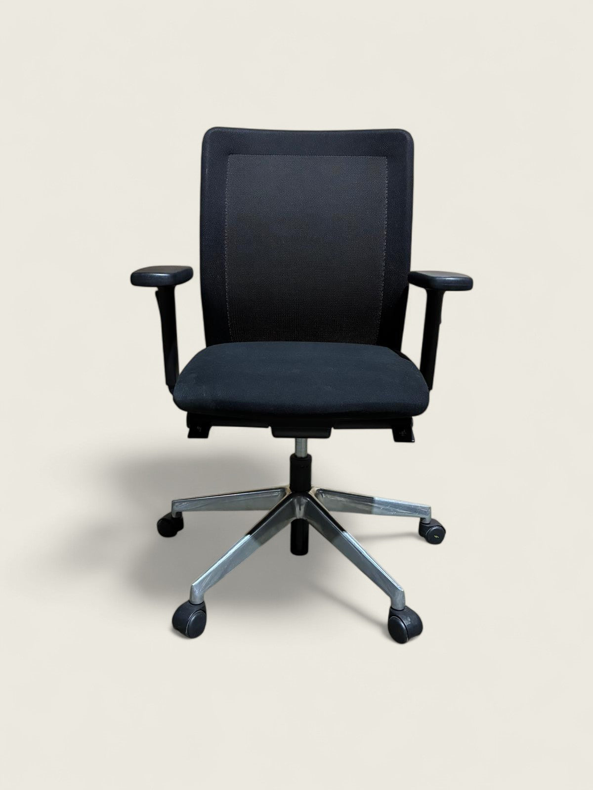 Weisner Hagar : Chaise de travail - Remis à neuf