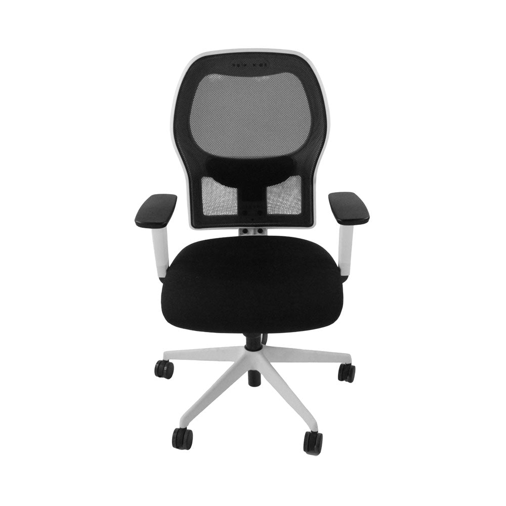 <tc>Ahrend</tc>Silla de trabajo tipo 160 en tela negra y estructura blanca - Reacondicionada