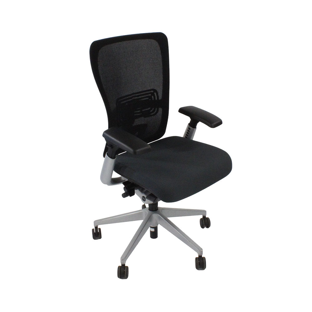 Haworth: Zody Comforto 89 Task Chair in Black Leather/Grey Frame - Refurbished