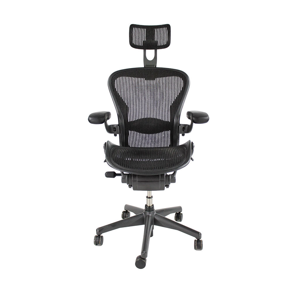 Herman Miller: Aeron Size B Full House with Headrest in Graphite Ref