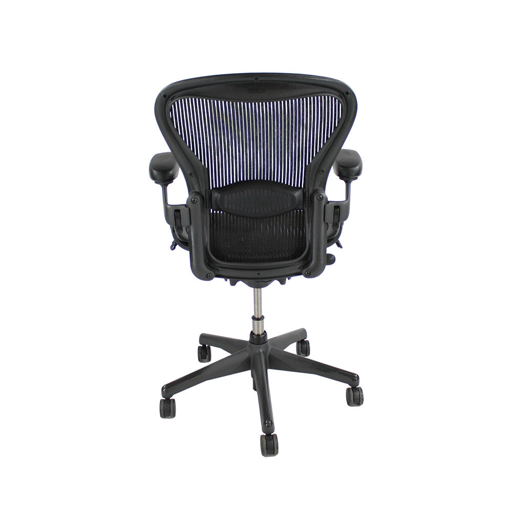 <tc>Herman Miller</tc>:Aeron - <tc>Size B</tc> - Volledig huis (Grafiet) - Gerenoveerd