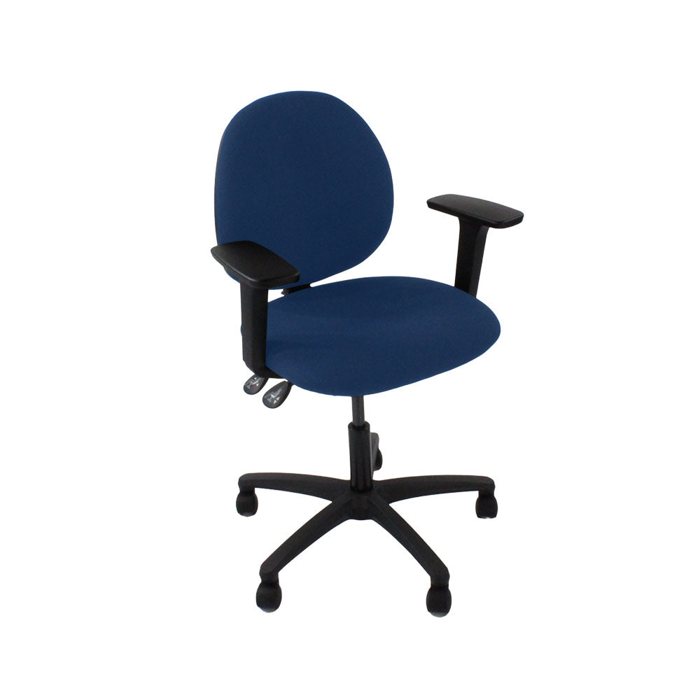 Sajón: <tc>Scoop</tc> Silla de operador en tela azul - Reacondicionada