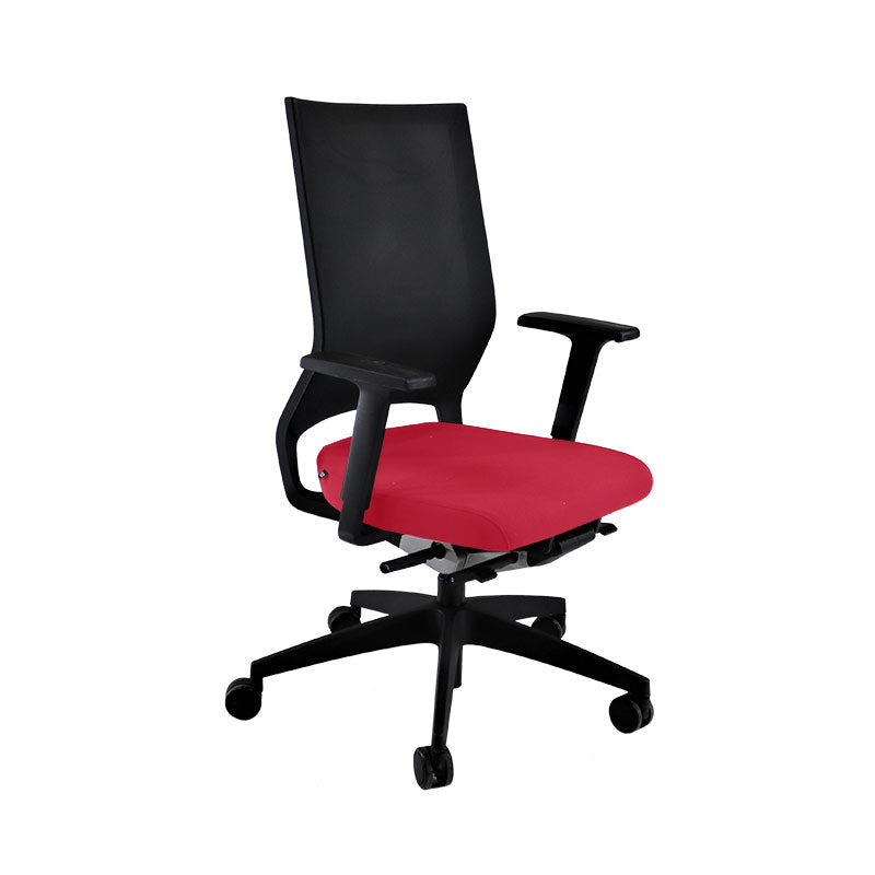 <tc>Sedus</tc>: <tc>Quarterback</tc> Silla de oficina con estructura negra y tela roja - Reacondicionada