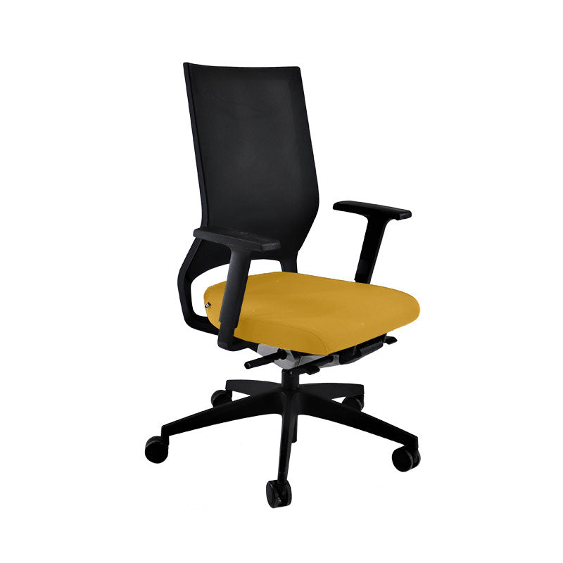 <tc>Sedus</tc>: <tc>Quarterback</tc> Chaise de bureau avec cadre noir et tissu jaune - Reconditionnée