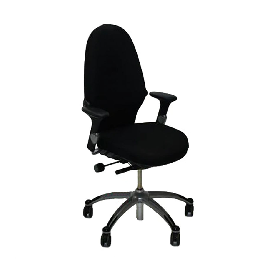 RH Logic: 100 Extend Ergonomic Office Chair - Remis à neuf