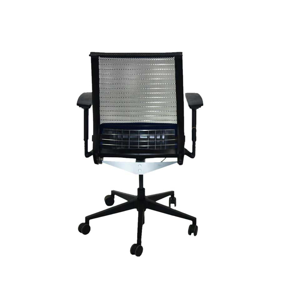 <tc>Steelcase</tc>: <tc>Think V1</tc> Silla de oficina - Reacondicionada