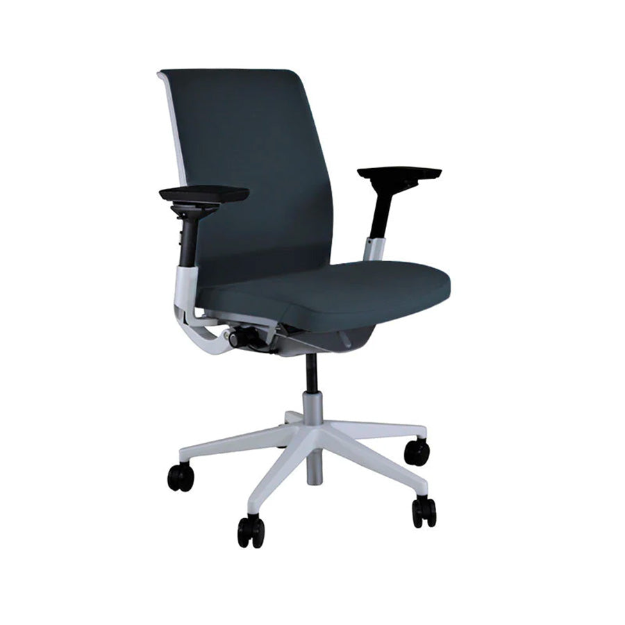 Steelcase: Think V2 Office Chair - Refurbished