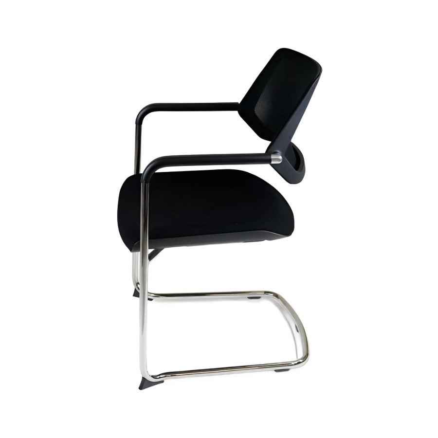 Steelcase: Qivi - Sled Base Meeting Chair - Refurbished