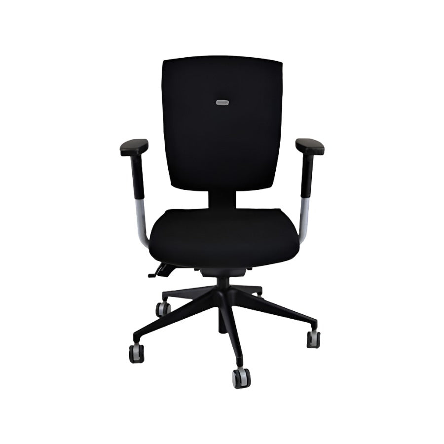 <tc>Senator</tc>: <tc>Sprint</tc> Silla de trabajo en tela negra - Reacondicionada