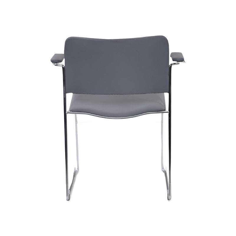 Steelcase: Reply Visitor Chair - Refurbished