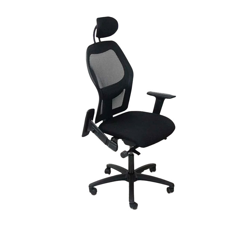 Ahrend: 160 Type Task Chair with Headrest and Folding Arms - Refurbished