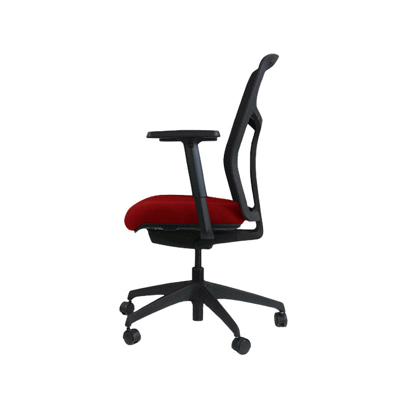Boss Design: Tauro in rotem Stoff – Bürostuhl – generalüberholt