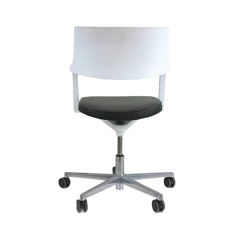 Brunner: Tempuro 6353/A Swivel Chair in Black Fabric - Refurbished