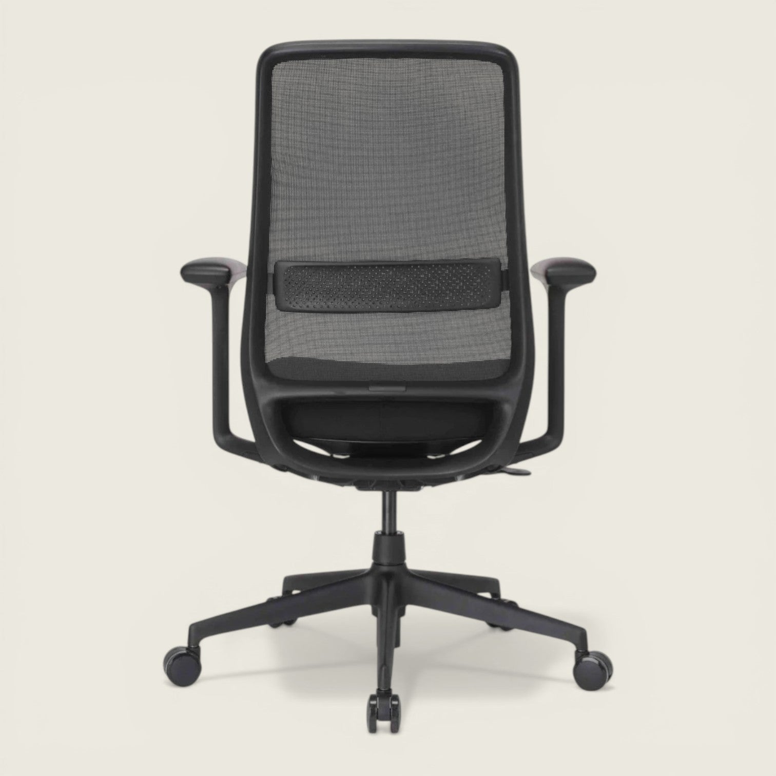 Global: Silla de oficina Elipse con respaldo de malla en negro - Reacondicionada