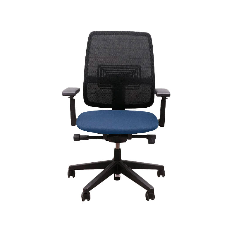 Haworth: Lively Task Chair in Blue Fabric - Refurbished