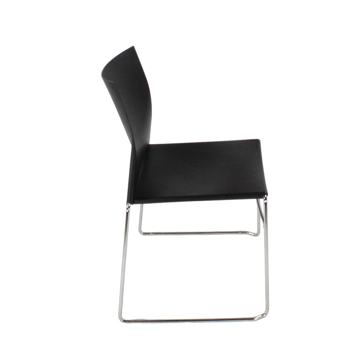 Herman Miller: Pronta stapelstoel in zwart - gerenoveerd