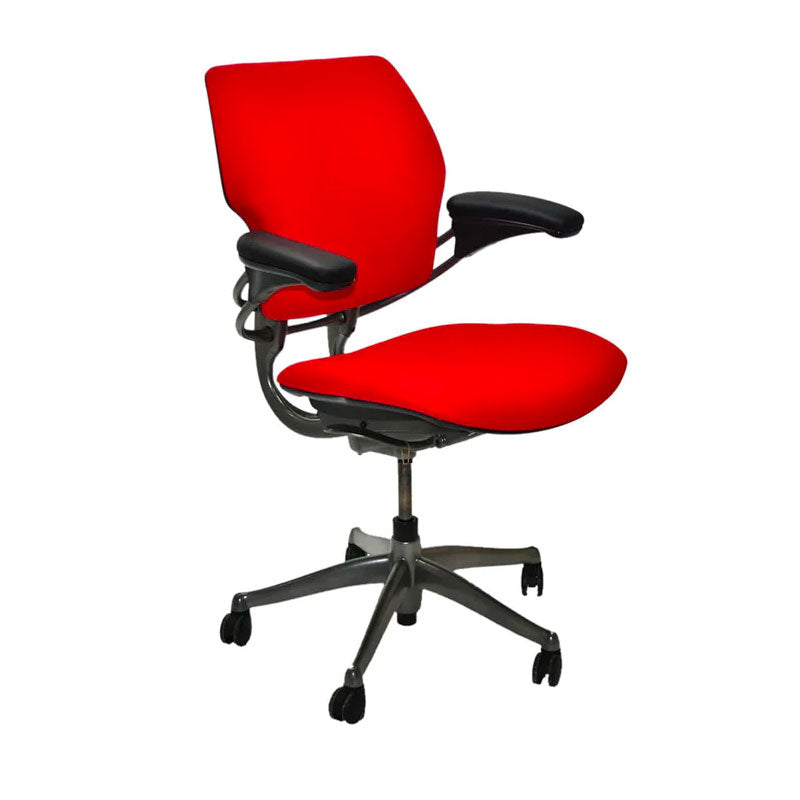 Humanscale: Freedom Task Chair aus rotem Stoff – generalüberholt