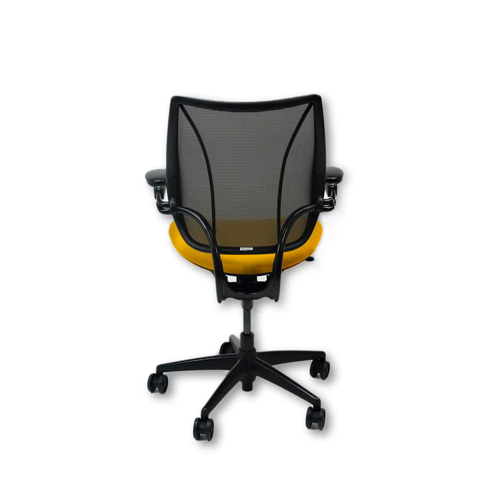 Humanscale: Liberty-bureaustoel in gele stof - gerenoveerd
