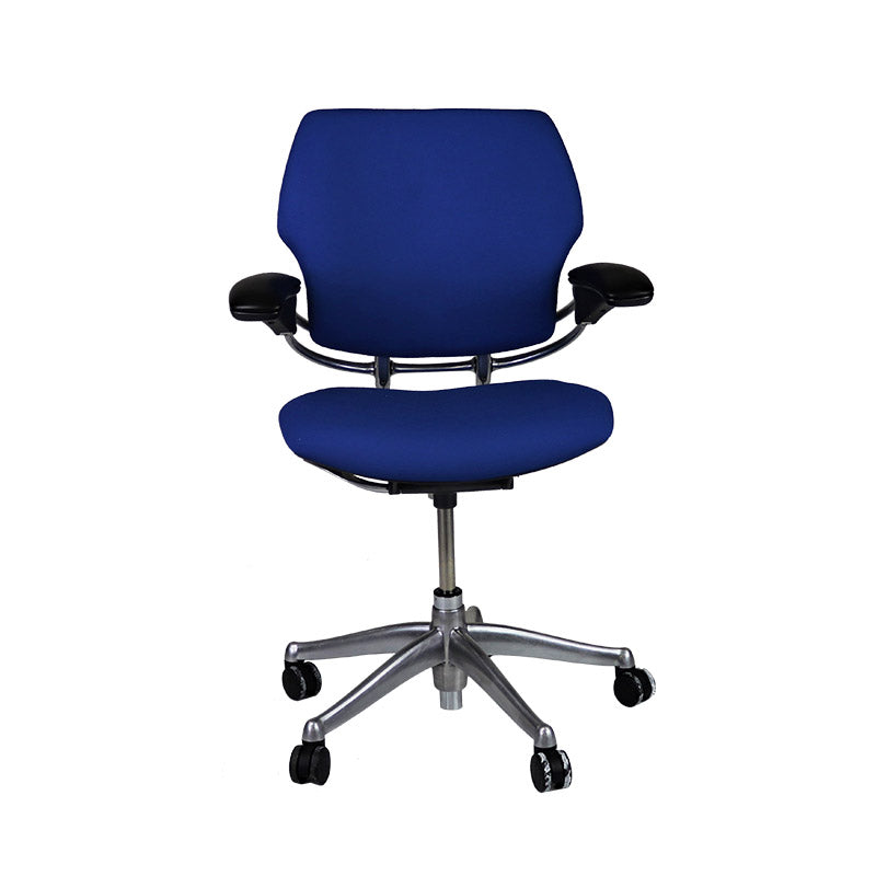 Humanscale: Sedia Operativa Freedom con Struttura in Alluminio e Tessuto Blu - Ristrutturata