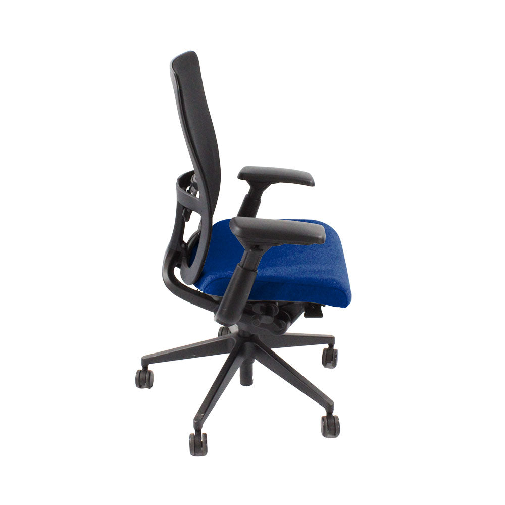 Haworth: Zody Comforto 89 Task Chair in Blue Fabric/Black Frame - Refurbished
