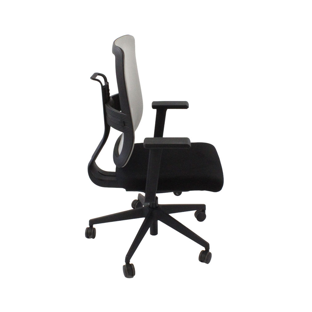 Viasit: Toleo Mesh Back Task Chair In Black Fabric - Refurbished